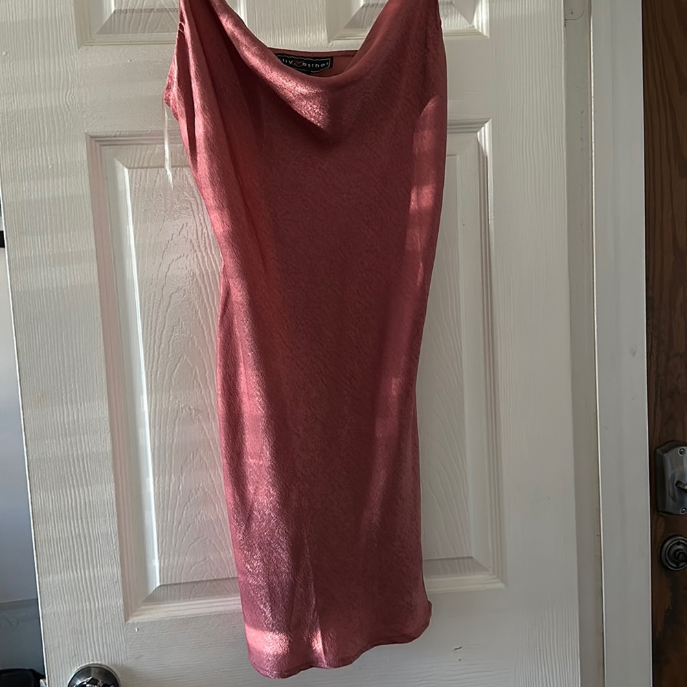 NEVER BEEN WORN! Pink polyester short dress